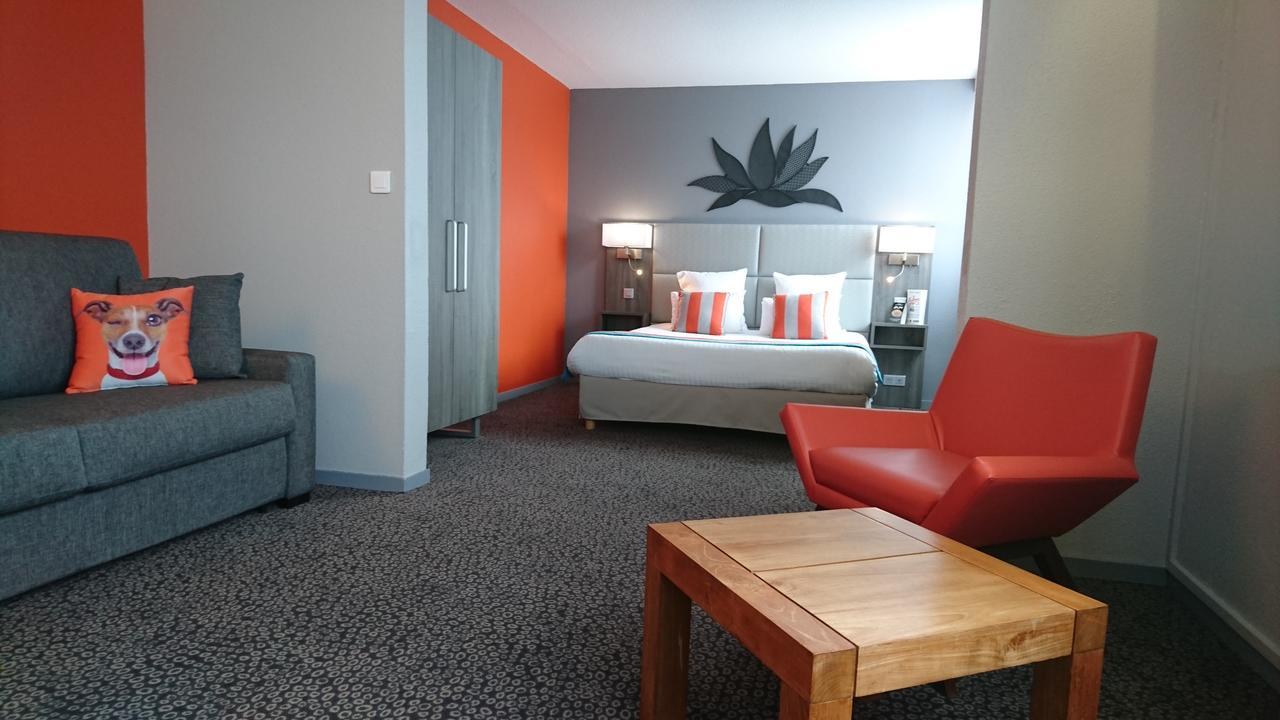Kyriad Prestige Bordeaux Aeroport Mérignac Zewnętrze zdjęcie